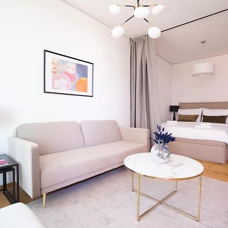 Boutique Studio With Terrace And Pool Vienna Exterior photo